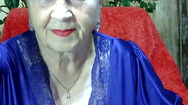 Emma52610 online show from November 9, 12:09 pm