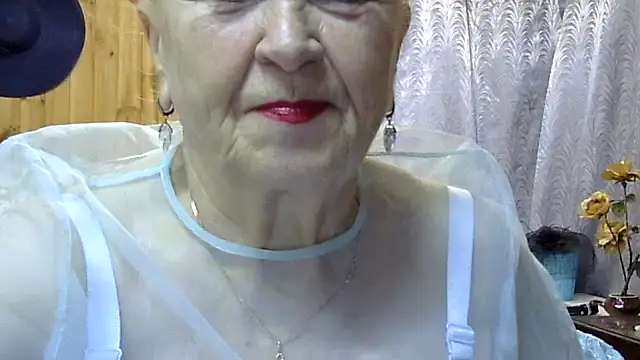 Emma52610 online show from October 23, 4:55 am