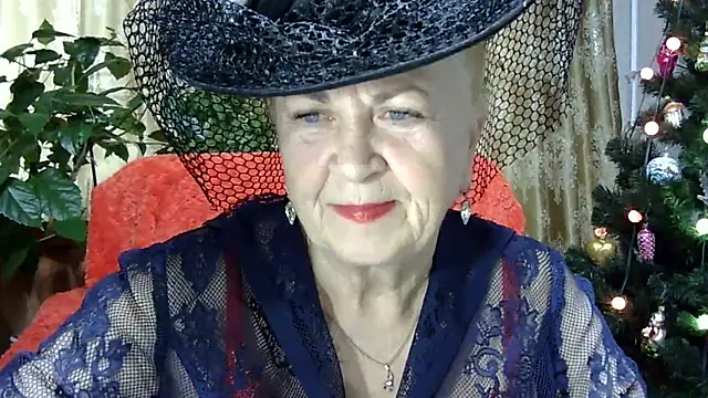 Snapshot of Emma52610 chatting on January 16, 7:28 am Emma52610 online show from January 16, 7:28 am