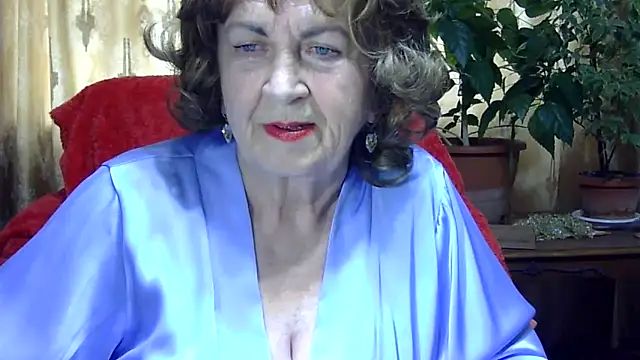 Emma52610 online show from March 31, 11:23 am