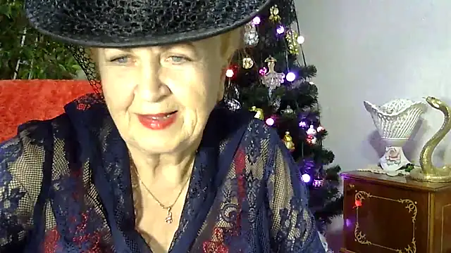Snapshot of Emma52610 chatting on January 15, 5:47 pm Emma52610 online show from January 15, 5:47 pm