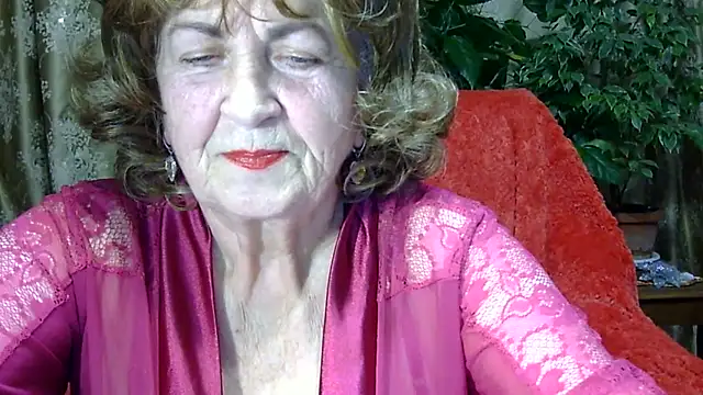 Emma52610 online show from February 17, 4:37 pm