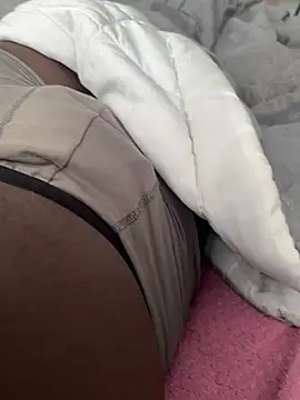 sbusiso1 online show from April 8, 5:42 am