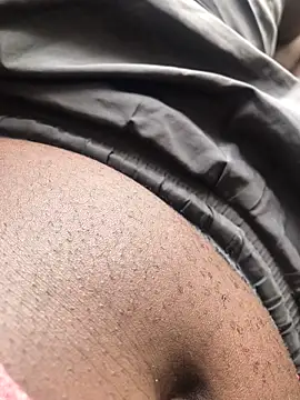 Snapshot of sbusiso1 chatting on February 1, 8:12 am sbusiso1 online show from February 1, 8:12 am