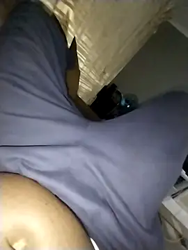 Snapshot of sbusiso1 chatting on January 31, 7:12 pm sbusiso1 online show from January 31, 7:12 pm