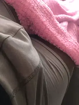 Snapshot of sbusiso1 chatting on February 20, 6:48 am sbusiso1 online show from February 20, 6:48 am