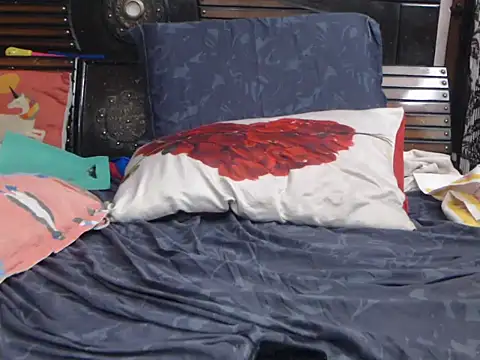 Snapshot of prettyindiandoll chatting on October 11, 7:09 am prettyindiandoll online show from October 11, 7:09 am