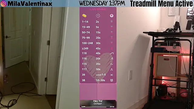 Snapshot of MilaValentina chatting on June 3, 5:39 pm MilaValentina online show from June 3, 5:39 pm