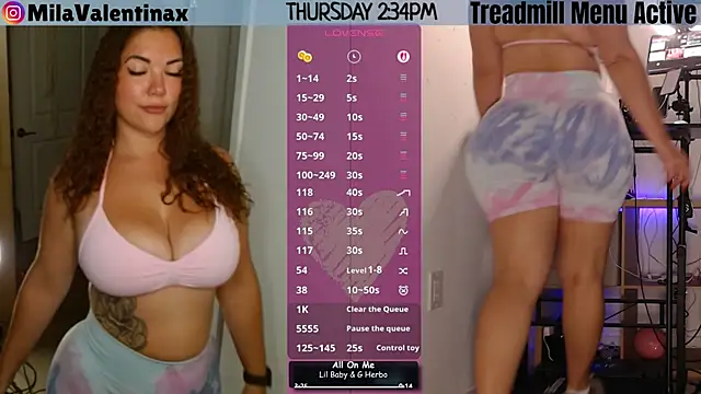 Snapshot of MilaValentina chatting on June 18, 6:35 pm MilaValentina online show from June 18, 6:35 pm