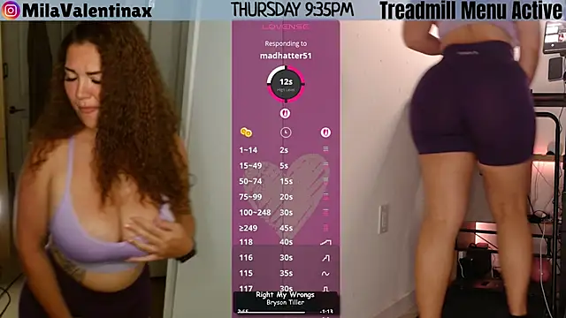 Snapshot of MilaValentina chatting on May 15, 1:36 am MilaValentina online show from May 15, 1:36 am