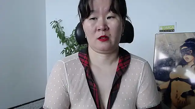 Snapshot of Akira_xx chatting on January 19, 3:32 am Akira xx online show from January 19, 3:32 am