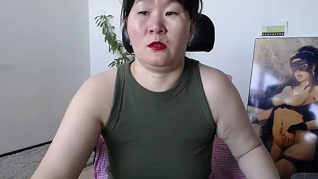 Snapshot of Akira_xx chatting on February 16, 2:43 am Akira xx online show from February 16, 2:43 am