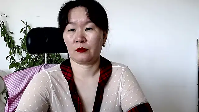 Snapshot of Akira_xx chatting on June 3, 2:23 am Akira xx online show from June 3, 2:23 am