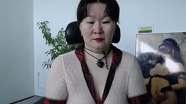 Snapshot of Akira_xx chatting on February 22, 3:20 am Akira xx online show from February 22, 3:20 am