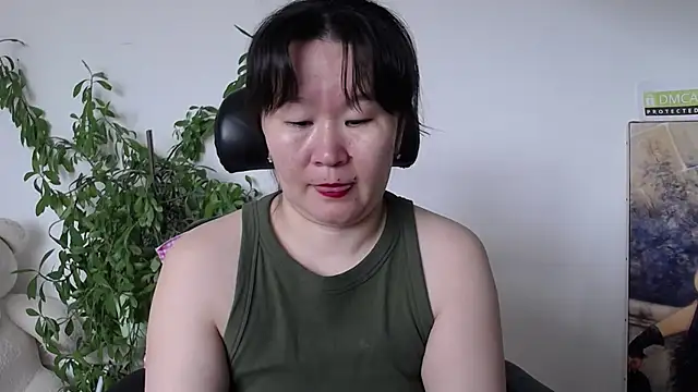 Snapshot of Akira_xx chatting on May 18, 2:44 am Akira xx online show from May 18, 2:44 am