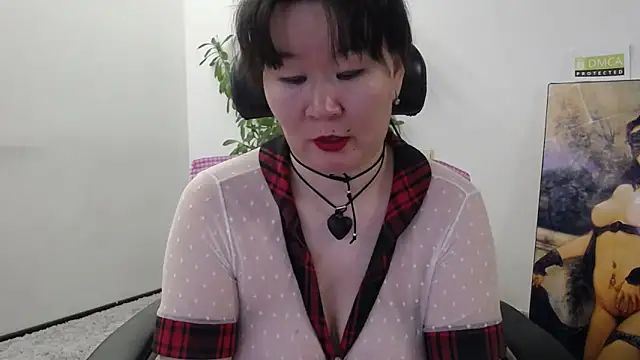 Snapshot of Akira_xx chatting on November 21, 2:32 am Akira xx online show from November 21, 2:32 am