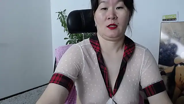 Snapshot of Akira_xx chatting on October 22, 3:28 am Akira xx online show from October 22, 3:28 am