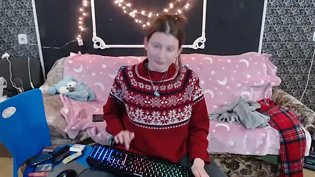 Snapshot of Gr4_soul_ chatting on December 13, 8:04 pm Gr4 soul online show from December 13, 8:04 pm