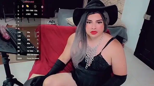 camyl93 online show from April 23, 10:22 pm