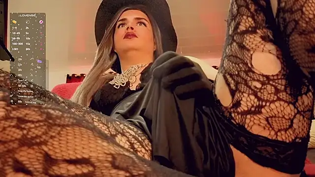 camyl93 online show from February 9, 9:35 pm