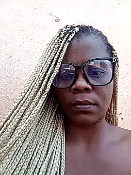 SQUITBOOTY online show from December 20, 7:44 am