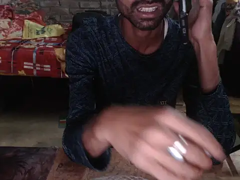 ThethunderPo online show from April 2, 7:48 am