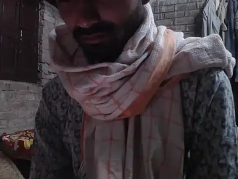 Snapshot of ThethunderPo chatting on November 17, 2:48 am ThethunderPo online show from November 17, 2:48 am