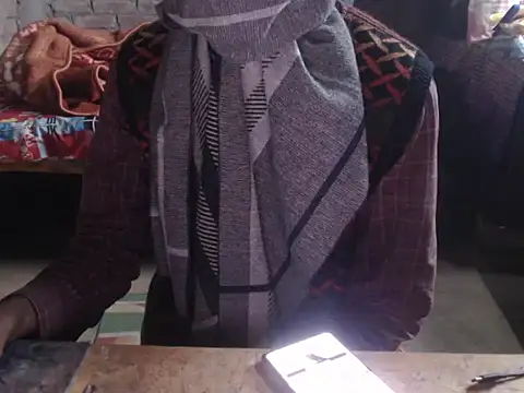 ThethunderPo online show from December 18, 2:49 am