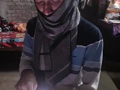 ThethunderPo online show from December 22, 4:23 am