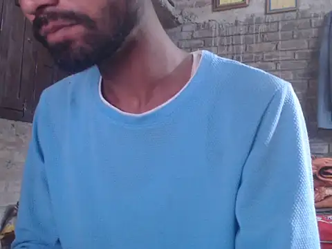 Snapshot of ThethunderPo chatting on November 5, 9:23 am ThethunderPo online show from November 5, 9:23 am