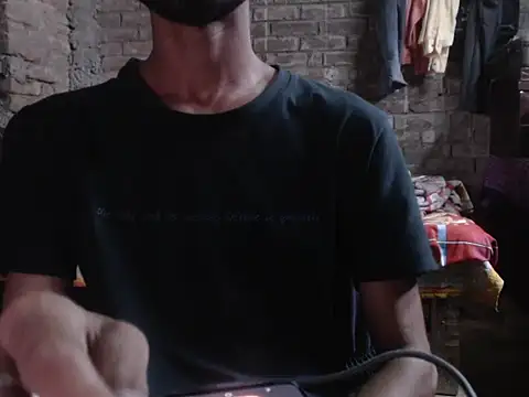 Snapshot of ThethunderPo chatting on October 30, 2:21 am ThethunderPo online show from October 30, 2:21 am