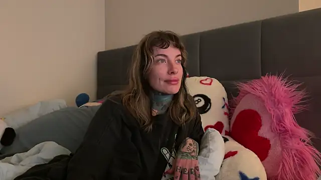 airgeadx online show from April 6, 12:28 am