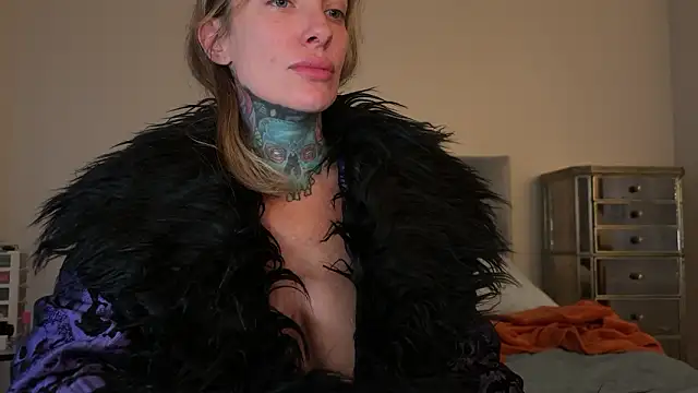 airgeadx online show from March 14, 10:27 pm