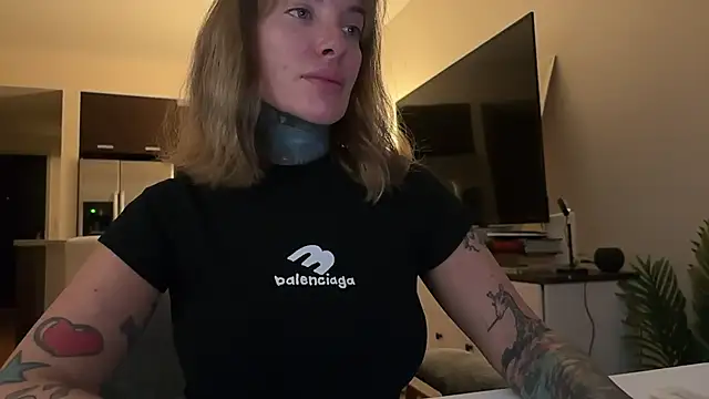 airgeadx online show from October 26, 9:48 pm