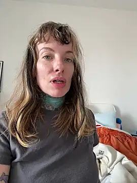 airgeadx online show from May 27, 9:22 pm