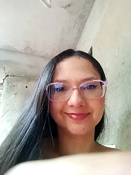 Camilatinass  online show from April 7, 12:07 pm