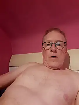Snapshot of Lush4Love chatting on February 16, 8:10 am Lush4Love online show from February 16, 8:10 am
