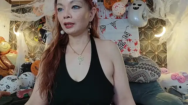 yummymeily online show from November 2, 2:33 pm