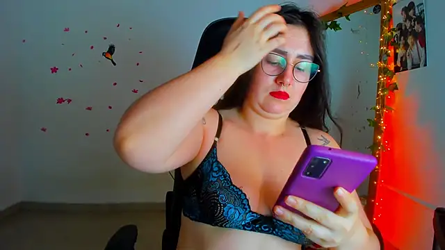 Susan Foxx online show from October 21, 7:24 pm