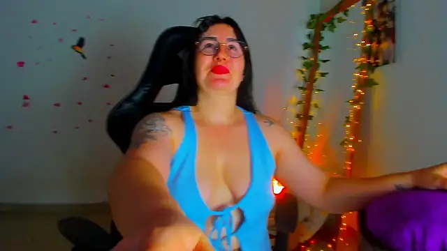 Susan Foxx online show from November 7, 11:30 pm