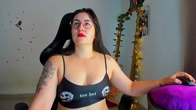 Susan Foxx online show from February 8, 4:59 pm