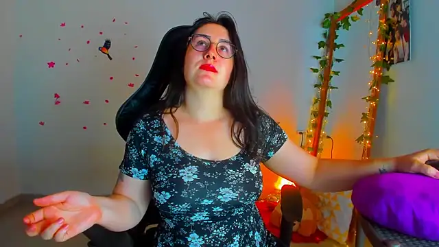 Susan Foxx online show from November 8, 7:39 pm