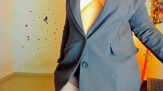 Susan Foxx online show from November 16, 7:07 pm