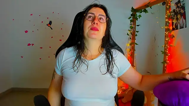 Susan Foxx online show from October 13, 7:15 pm