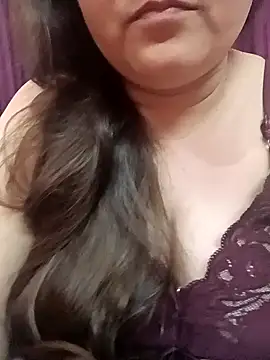 naughtymadam online show from February 5, 5:52 am