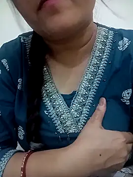 naughtymadam online show from March 11, 7:46 am