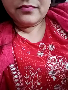 naughtymadam online show from January 13, 4:18 am