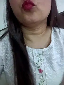 naughtymadam online show from February 25, 5:51 am