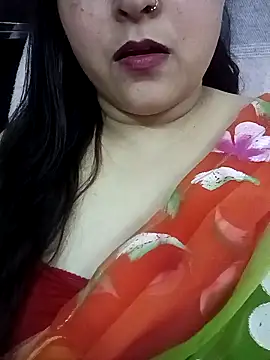 naughtymadam online show from February 21, 4:31 pm