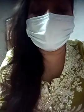 naughtymadam online show from April 15, 5:46 am